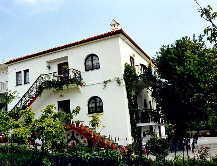 Atzanou Rooms Kamariotissa Exterior foto